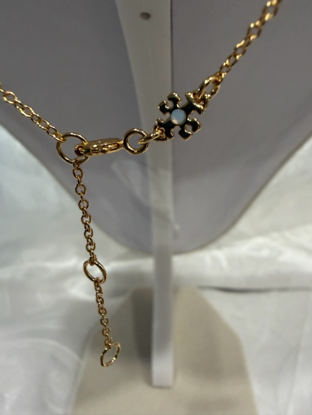 Clearance!Tory Burch Gold-Tone Necklace with Pink Center Stone - Picture 3 of 4